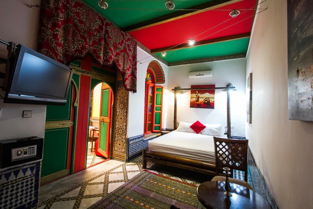 Riad Haj Palace & Spa Fes Ngoại thất bức ảnh A room at the hotel