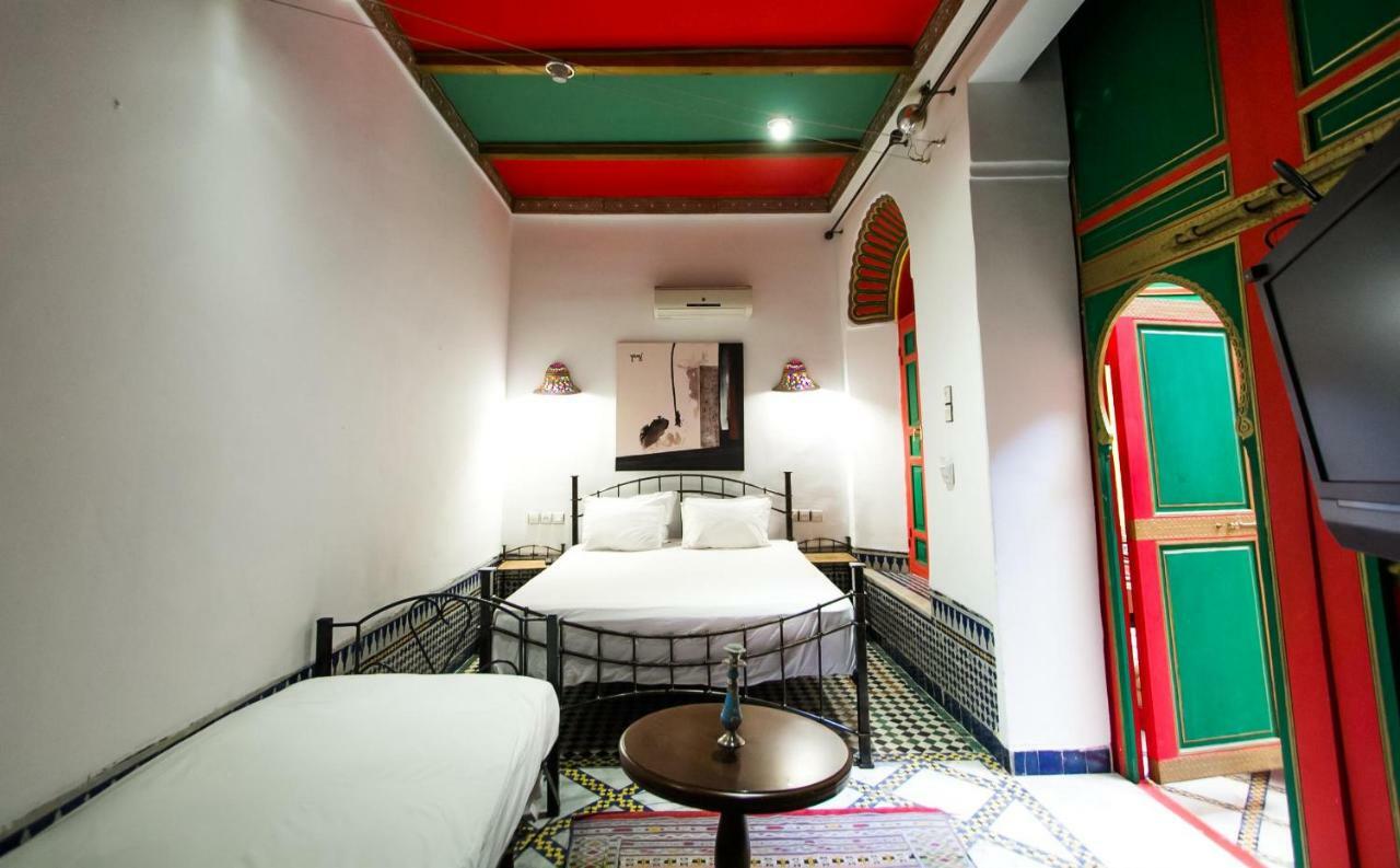 Riad Haj Palace & Spa Fes Ngoại thất bức ảnh A room at the hotel